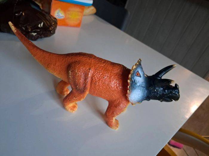 Lot dinosaures - photo numéro 4