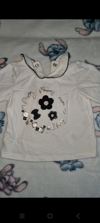Tee-shirt manche longue 6 mois en très bon état