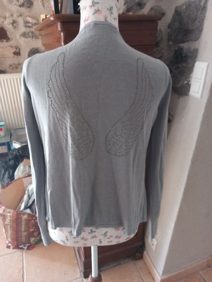 Gilet taille 2 - photo numéro 3