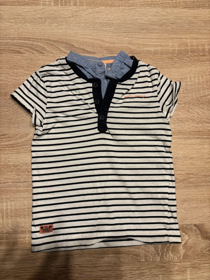 T-shirt polo