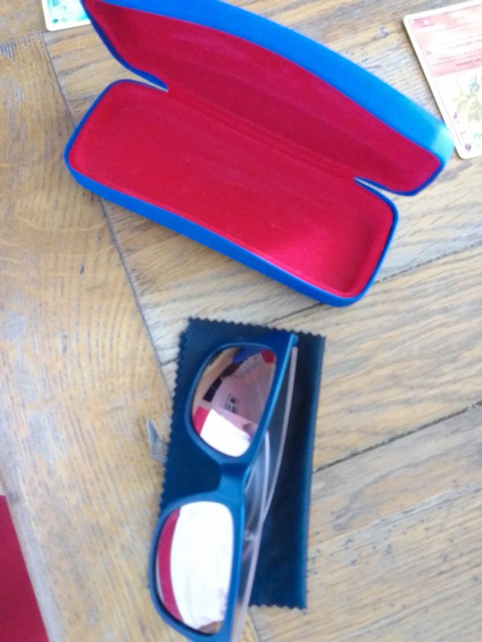Paire de lunettes + boîte a lunette Rayban. - photo numéro 2