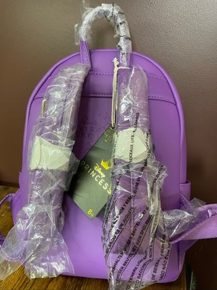 Sac à dos Loungefly Raiponce Disney neuf - photo numéro 4