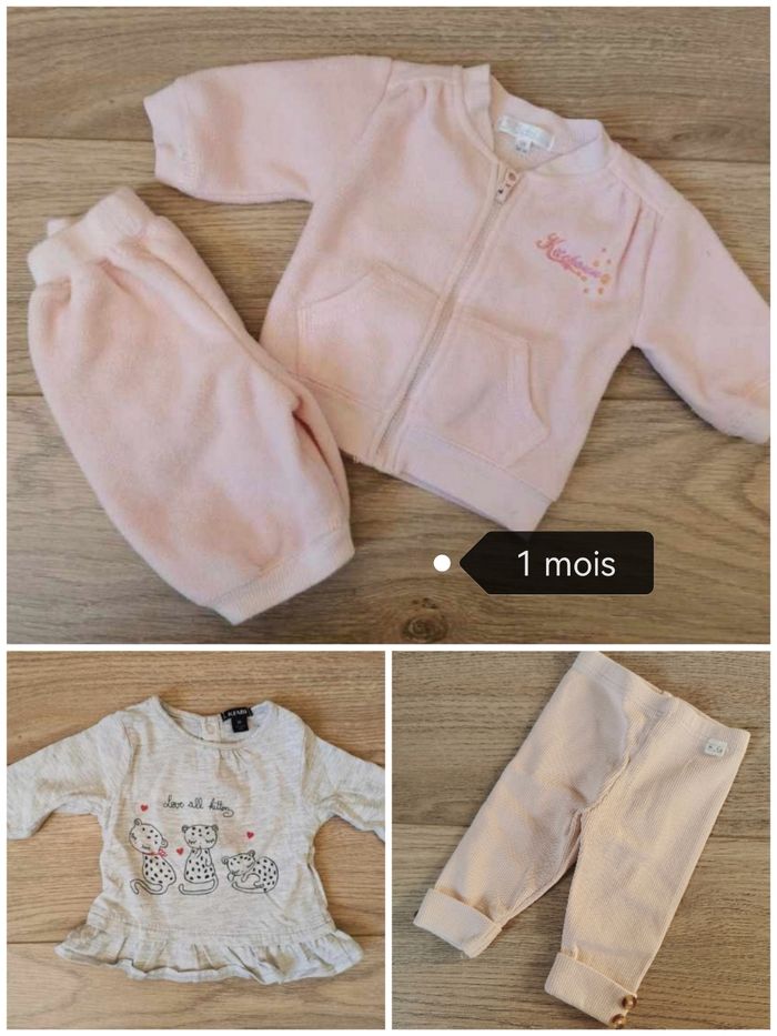 Lot fille 1 mois