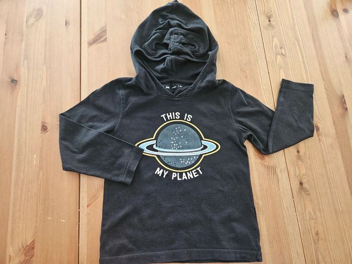 T.shirt à capuche manches longues noir Gemo 5 ans