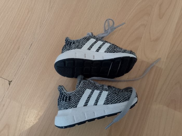 Basket adidas - photo numéro 4