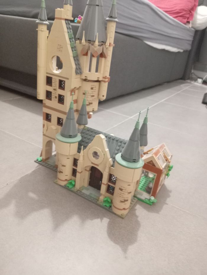 Lego la tour d'astronomie de Poudlard - photo numéro 2