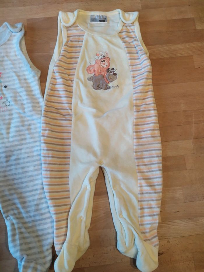 Lot 2pyjamas velours sans manches - photo numéro 4