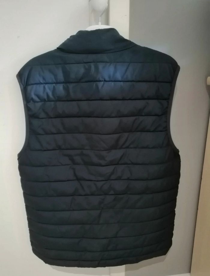 Veste sans manche - photo numéro 2
