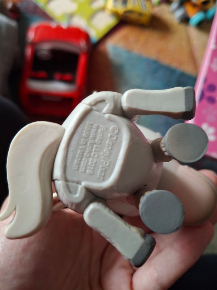 Funko pop unicorn Chase / onward ,en avant - photo numéro 10