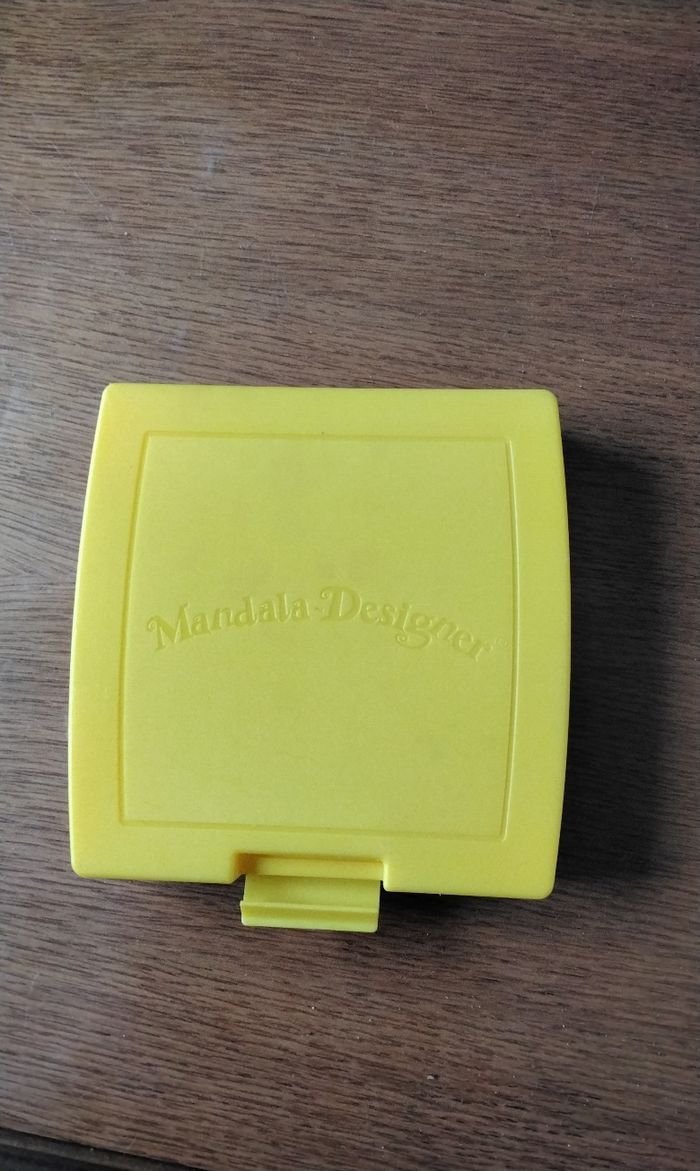 Mandala Désigner ,cheval ,fleurs et autres ,boîte jaune ,Ravensburger - photo numéro 2