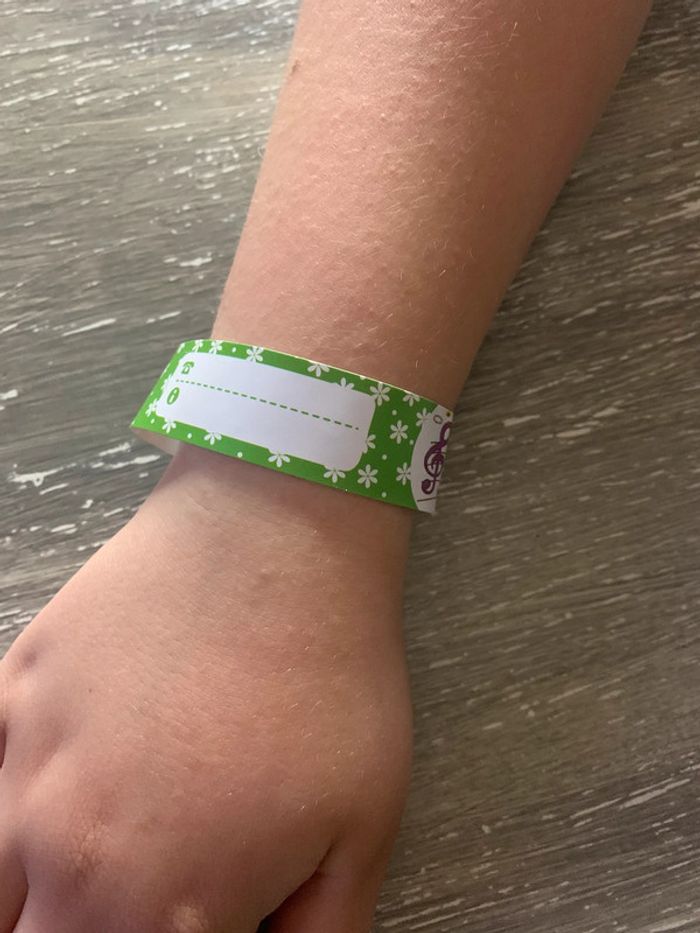 Lot de 2 bracelets d’identification - photo numéro 3