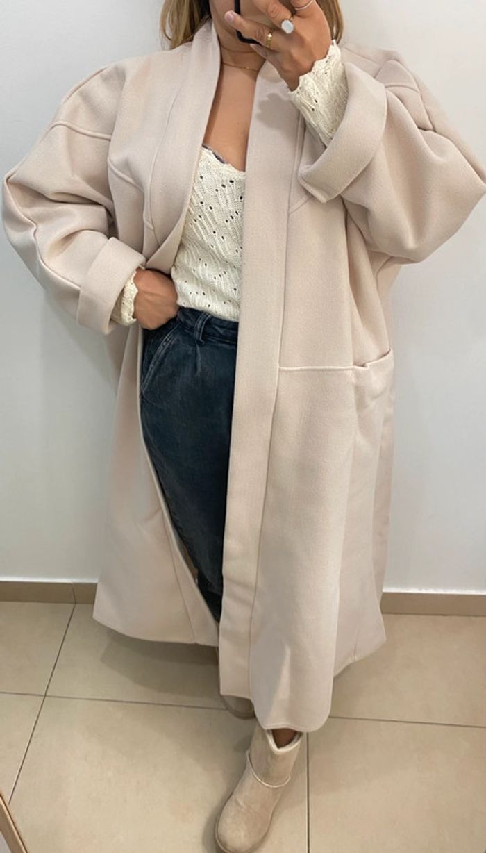 Superbe Manteau Long Beige  Taille Unique - photo numéro 3