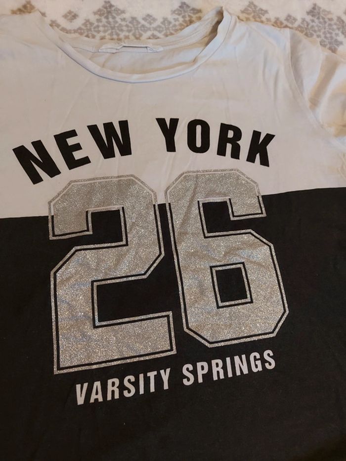 Tee shirt New York H&M 10 - 12 ans - photo numéro 2