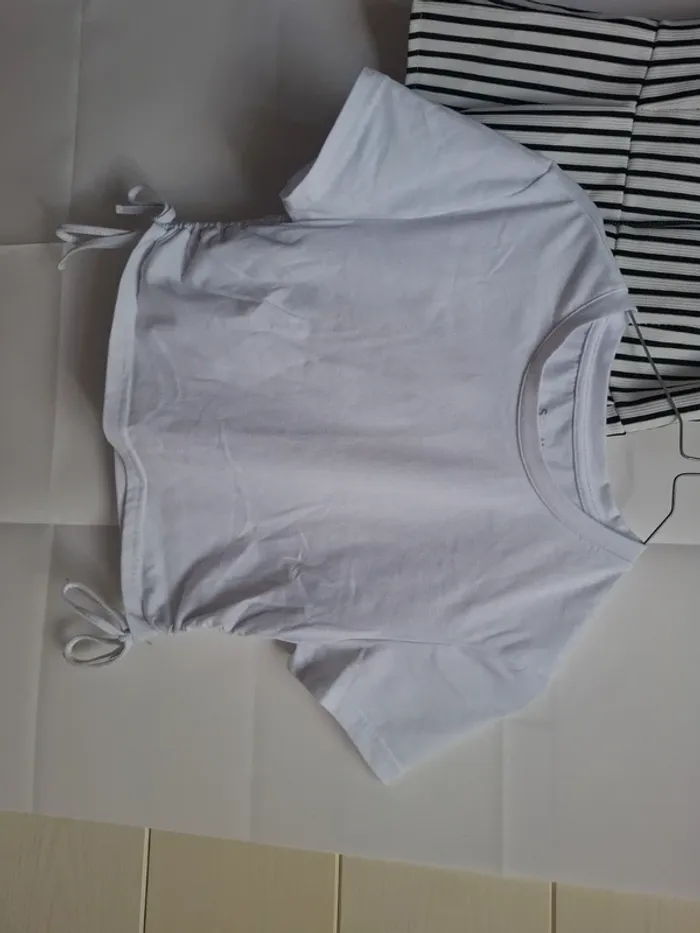 2 top taille 36 - photo numéro 2