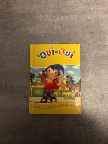 Livre oui oui à la rencontre des amis de oui oui