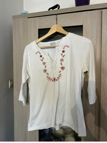 Haut 100% coton - blanche porte - taille 38/40