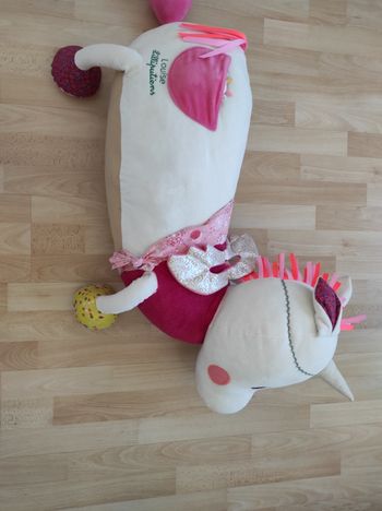 Grande peluche Louise la licorne Lilliputiens