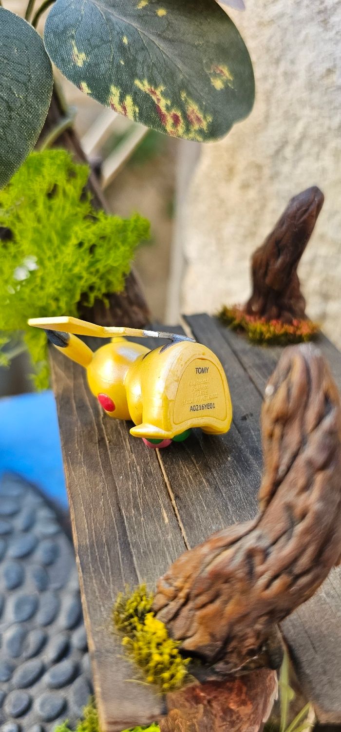 Super figurine Pokemon Nintendo pikachu - photo numéro 4