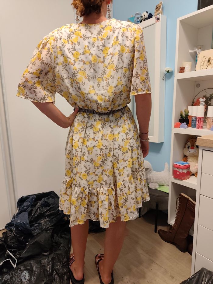 Robe légère artlove taille 40 doublée - photo numéro 2