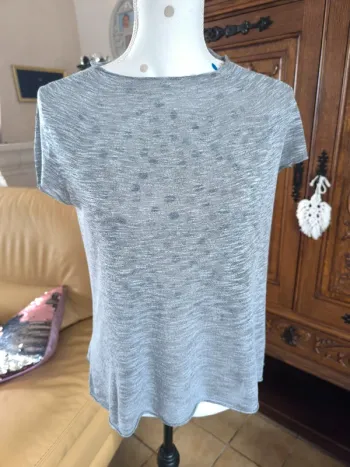 Joli pull léger original