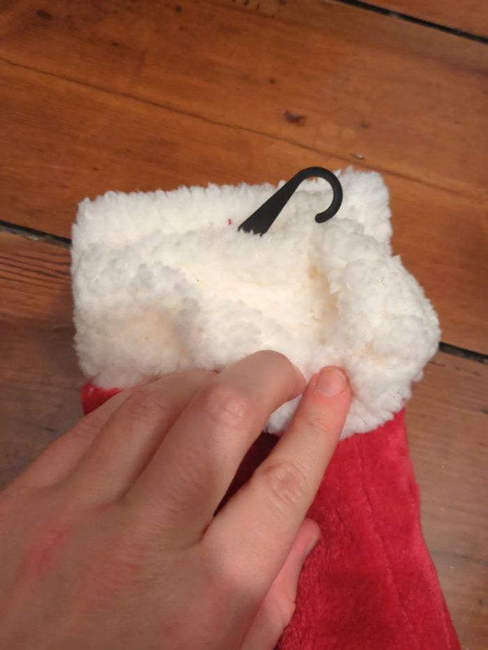 Chaussettes chaussons adultes épais antidérapants père Noël neuf - photo numéro 3