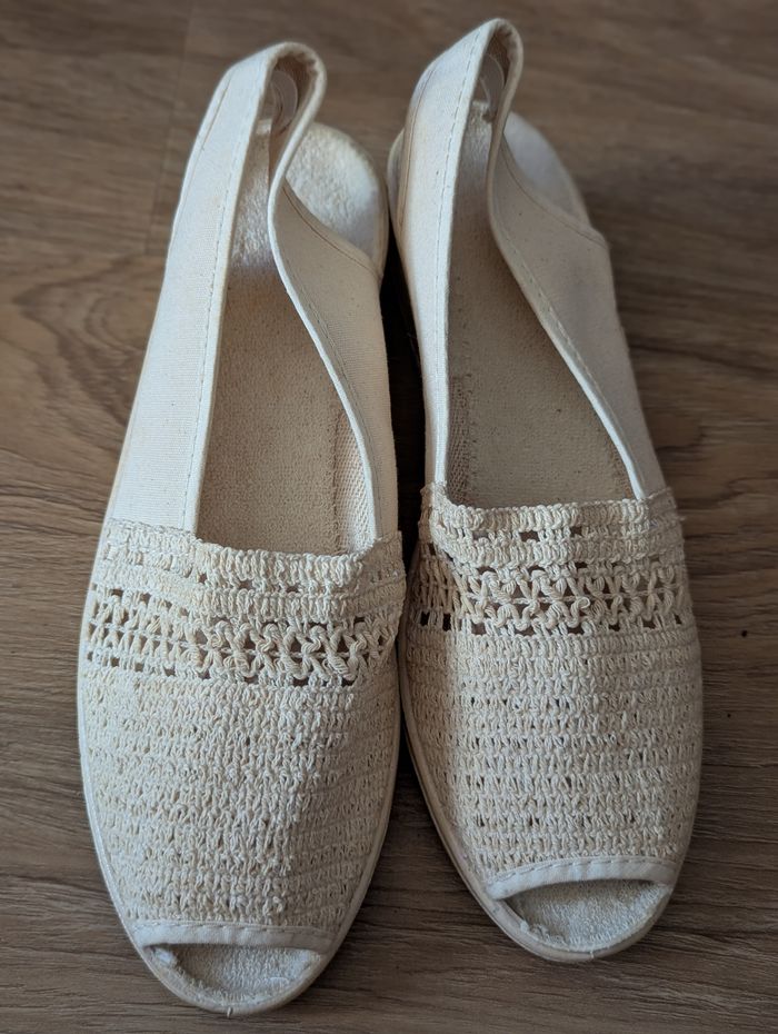 Chaussures d'été/sandales neuf sans étiquette - photo numéro 8