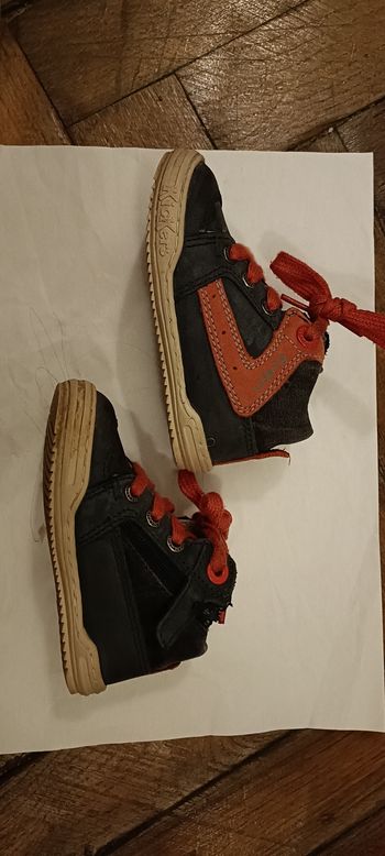 Chaussures Kickers pointure 20