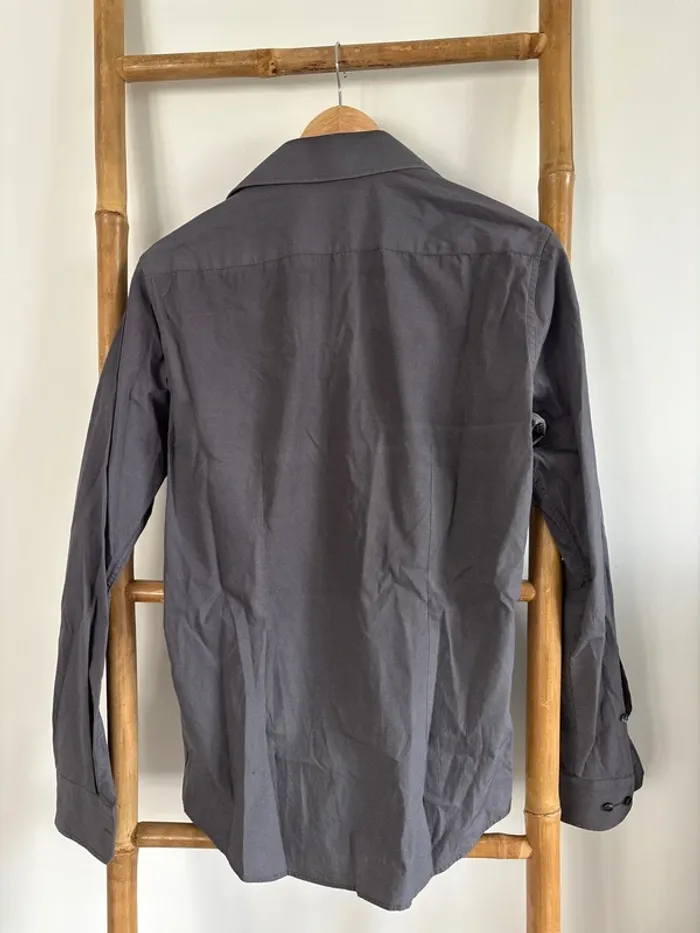 Chemise gris foncée taille M - photo numéro 6