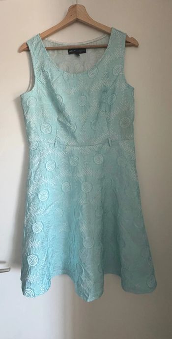 Robe Mêla London