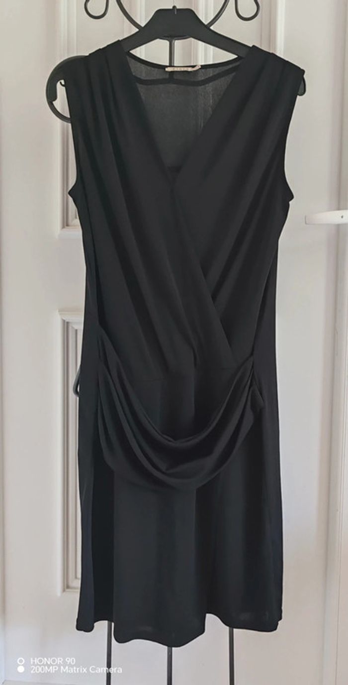 Robe Elora