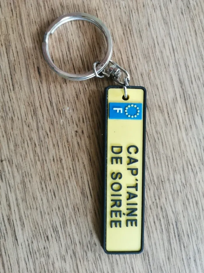 Porte clefs Cap'taine de soirée