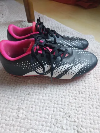 Crampons garçon Adidas