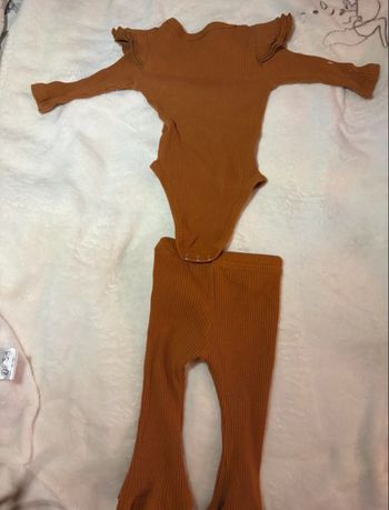 2 Ensemble body + legging