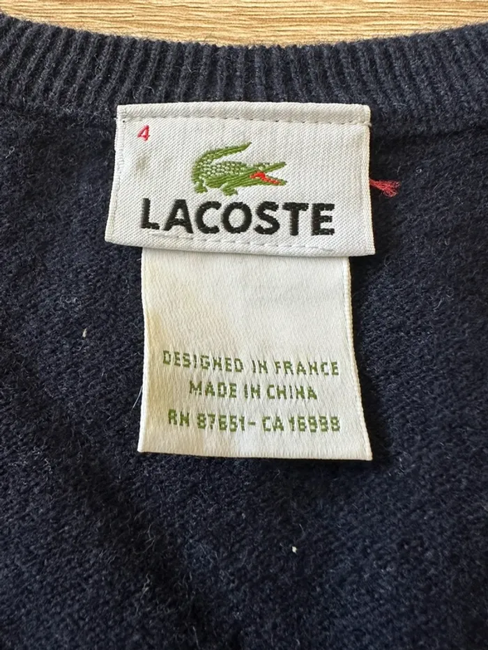 Pull bleu marine Lacoste - photo numéro 3