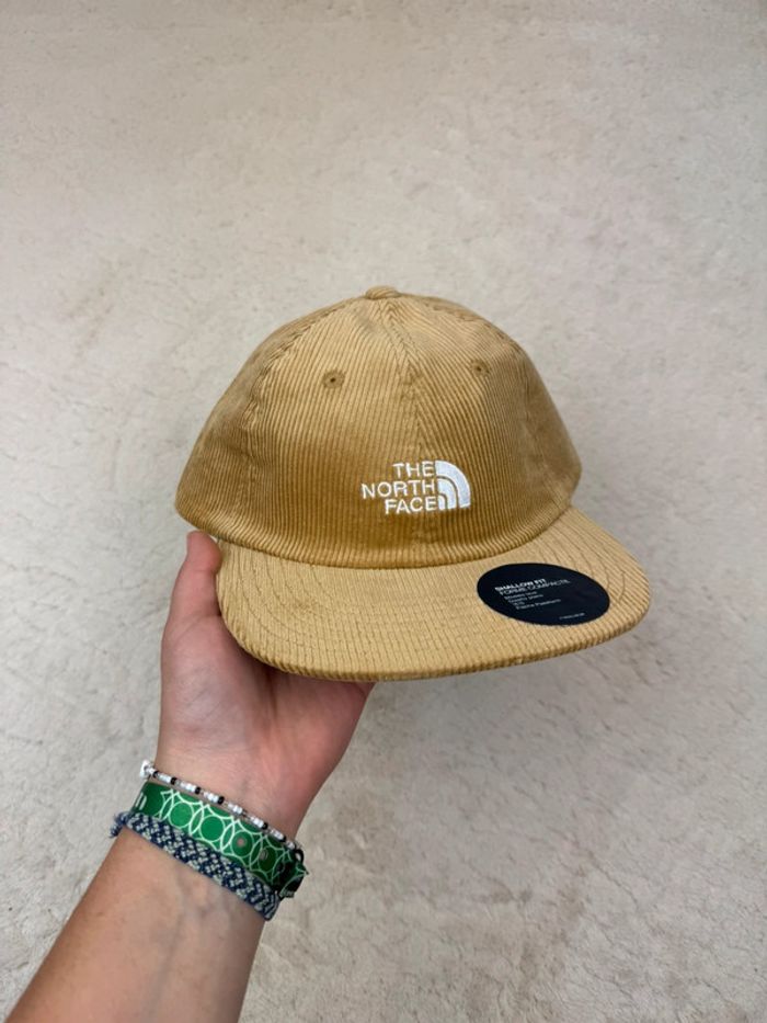 Casquette The North Face Skateur Corduroy Beige Neuve