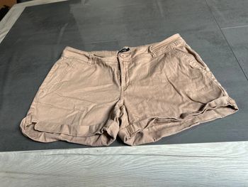 Short femme taille 42