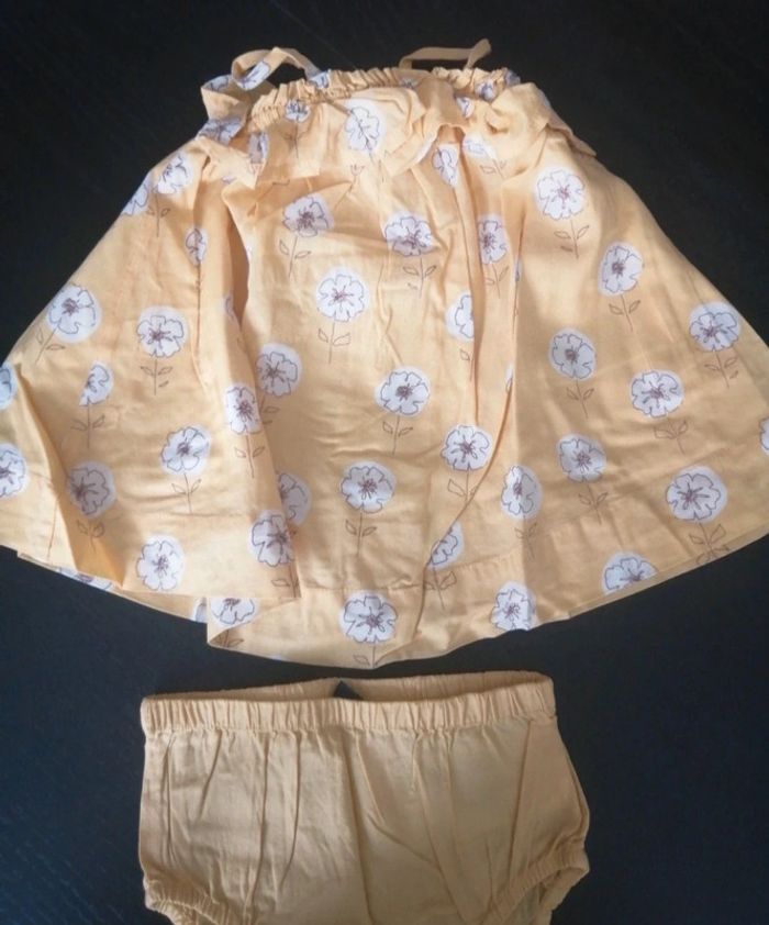 Robe Baby Gap 3/6 mois