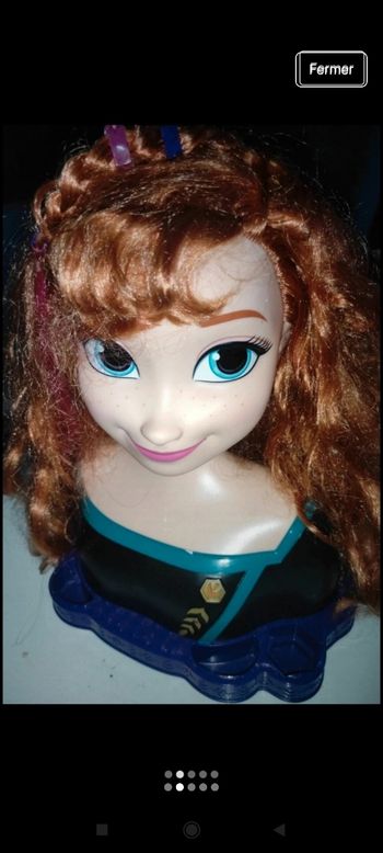 Très belle tête a coiffer reine des neiges j3