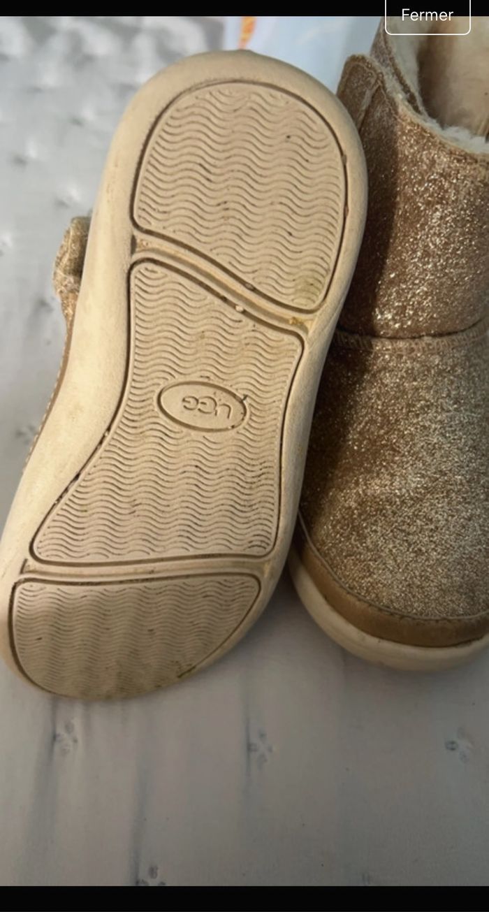 Bottine UGG 25 - photo numéro 4