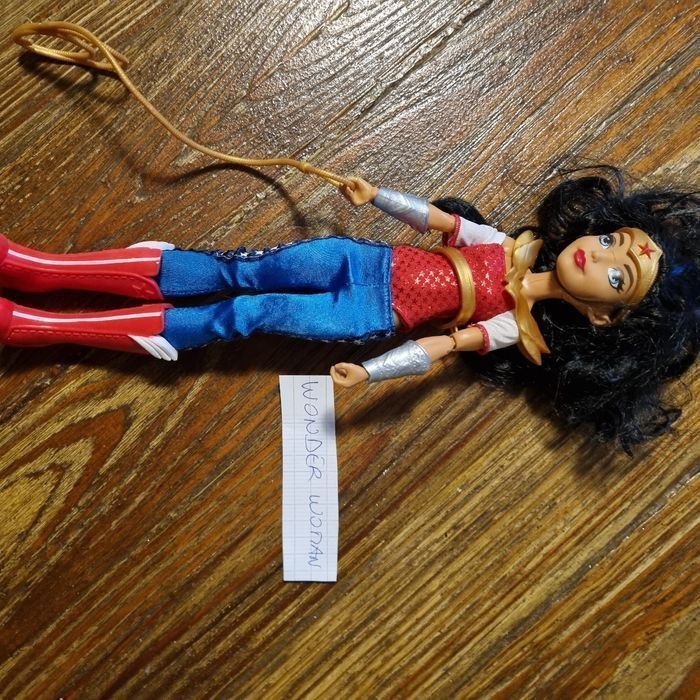 lot  figurines SUPER HEROS Girl - photo numéro 10