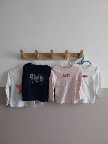 Lot de 4 tee shirts à manches longues