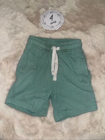 Short fin 4 ans