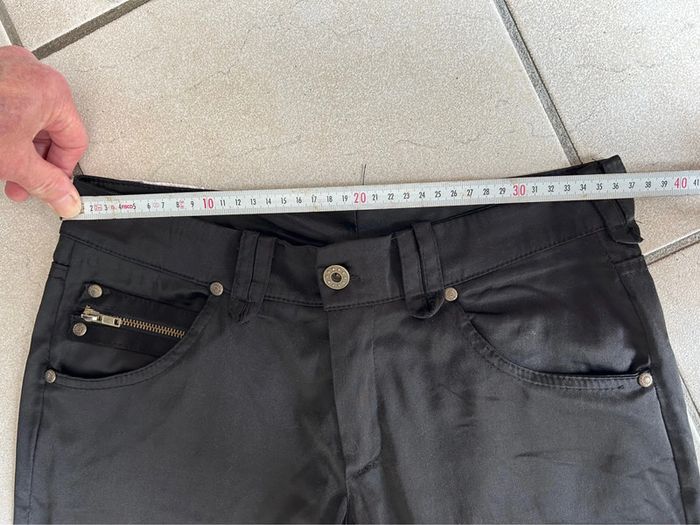 Short longueur genoux - photo numéro 9