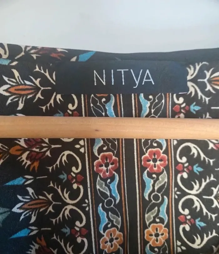 Très jolie robe Nitya taille L état neuf  Portée deux fois - photo numéro 4