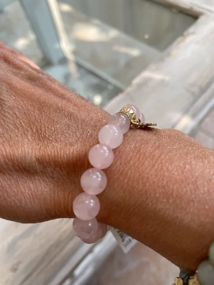 Bracelet pierre rose clair avec trèfle porte bonheur - photo numéro 6