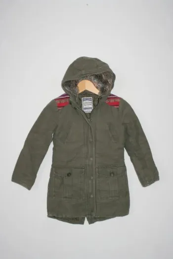 Manteau capuche fourrée marque Creeks, taille 8 ans