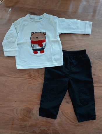 Ensemble t-shirt et pantalon 12 mois