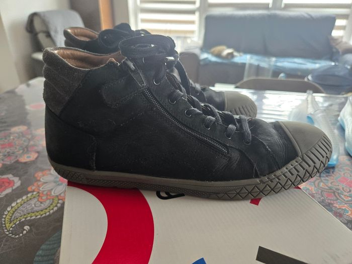 Chaussure bellamy taille 40 peu porté en très bon etat - photo numéro 2