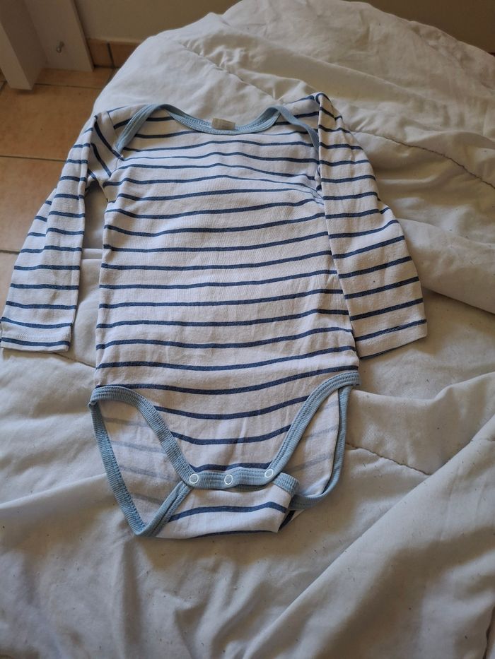 1 body manche longue 24 mois