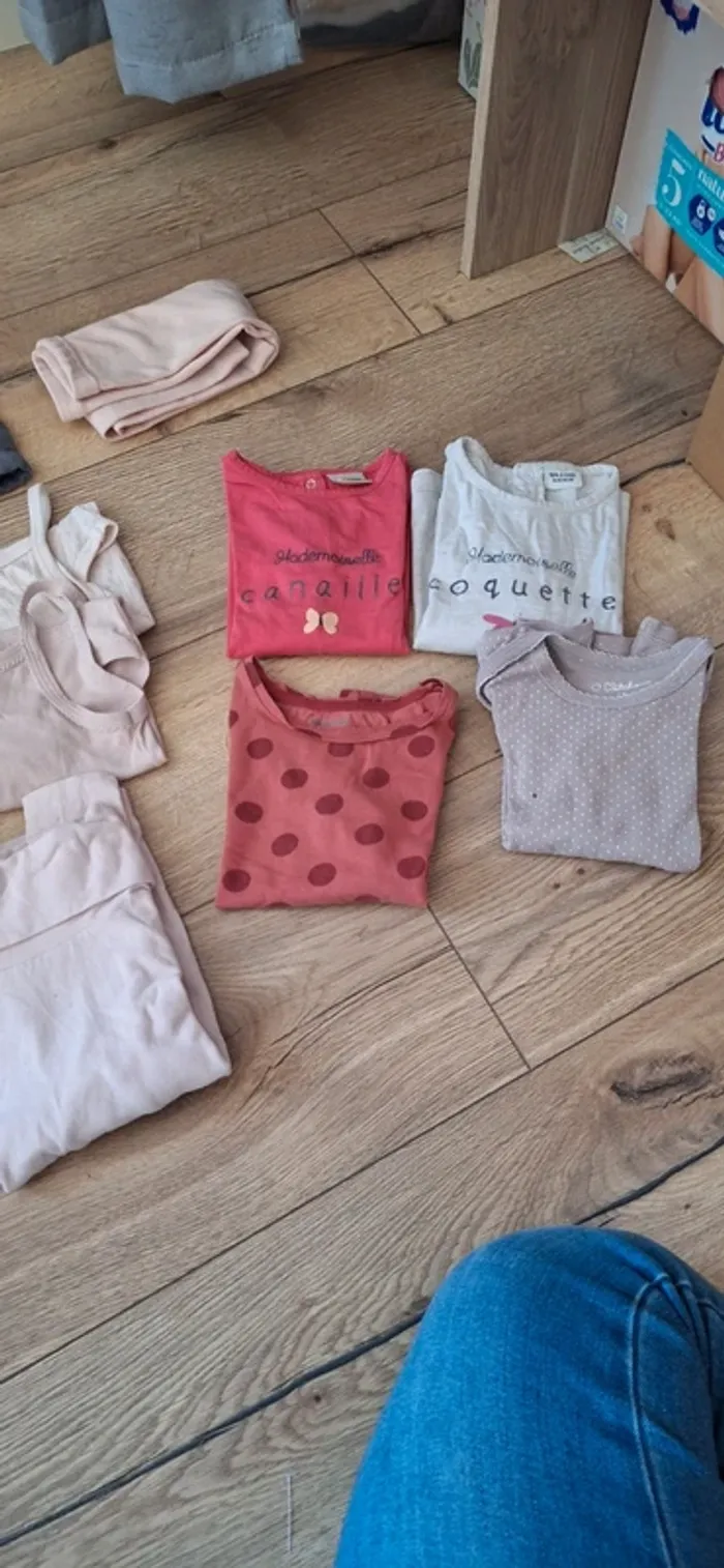Lot vêtements 3 ans et 2 ans - photo numéro 7